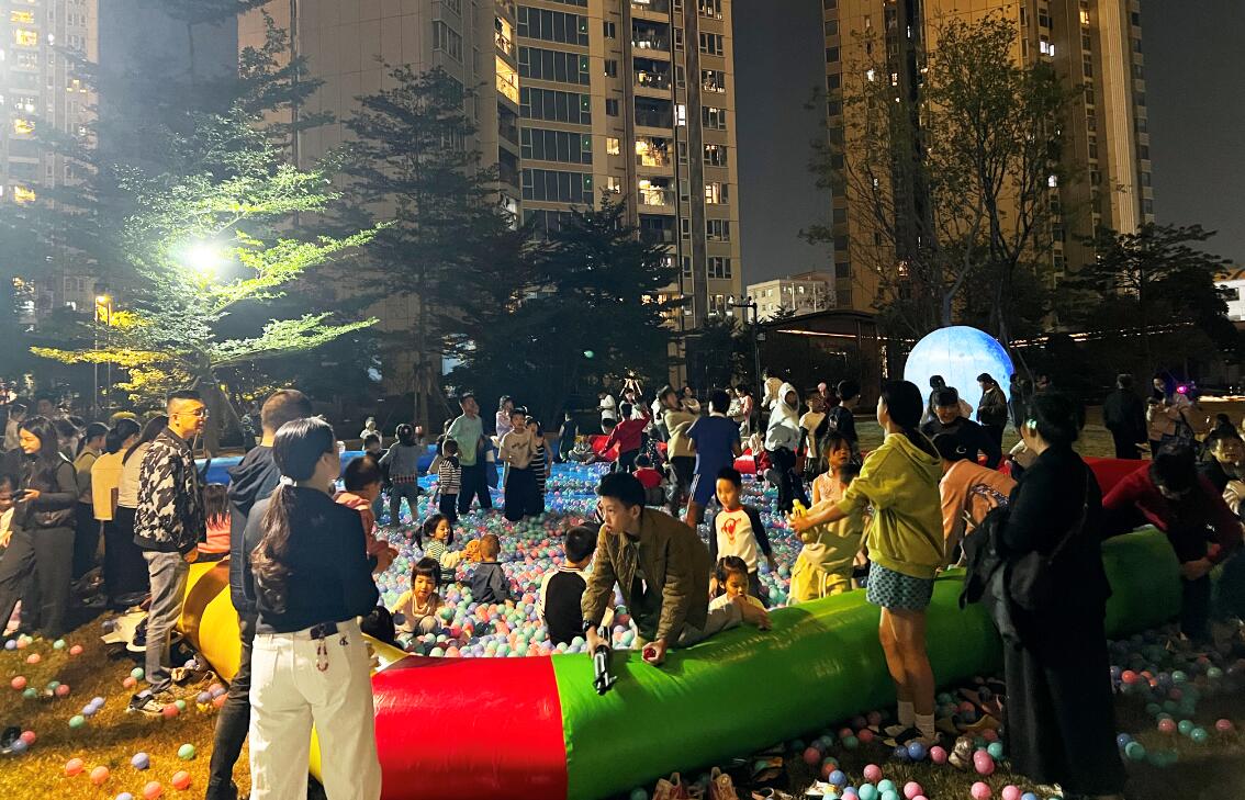 尊龙官方鹏程上花园“鹏友荟”暖冬福利启幕 ，以自然匠心筑就全龄理想社区